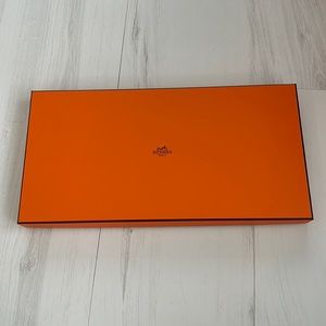 Hermes box 14.5 x 7.25 x 1